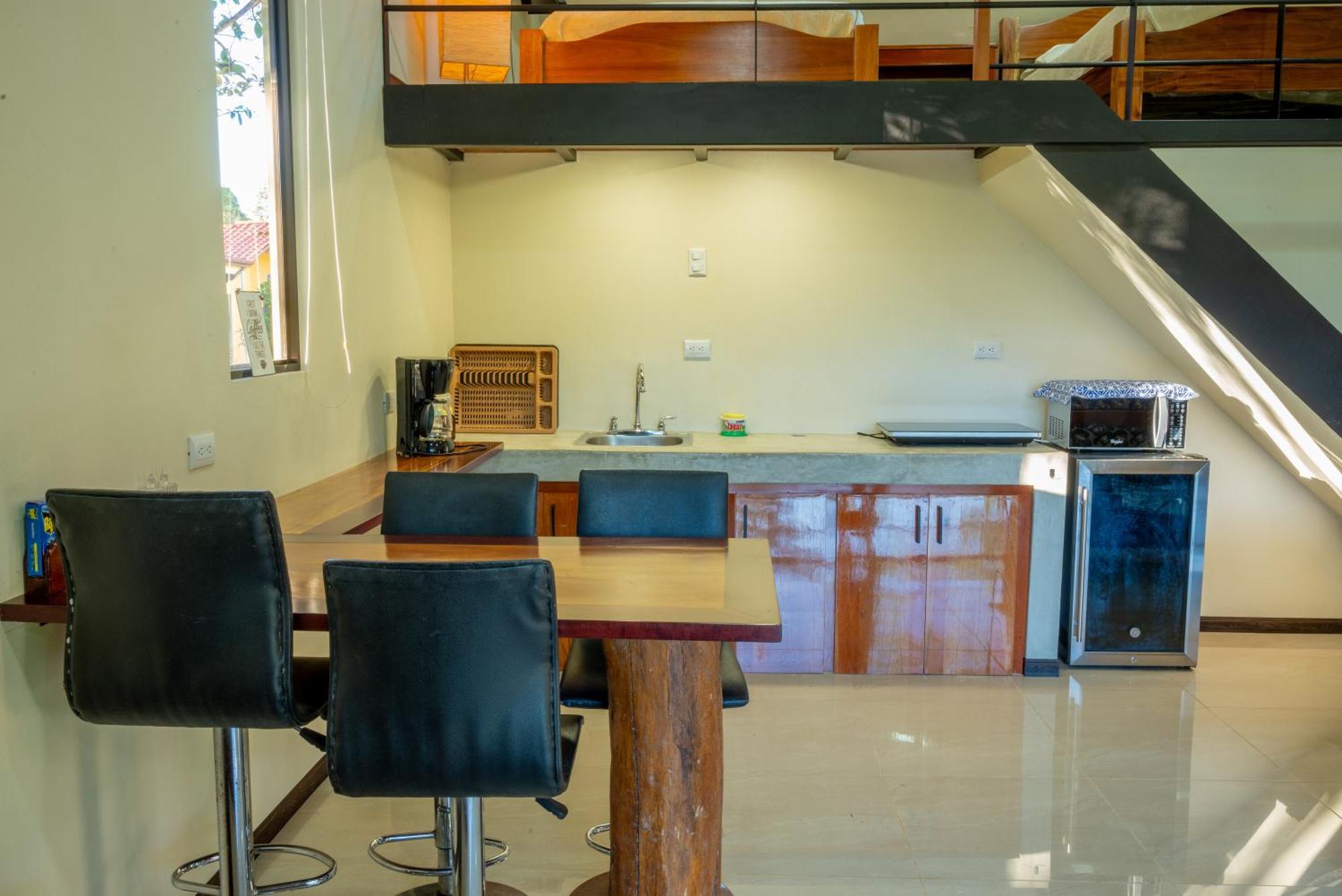 Modern Loft Inside A Beautiful Farm Apartment General Viejo ภายนอก รูปภาพ