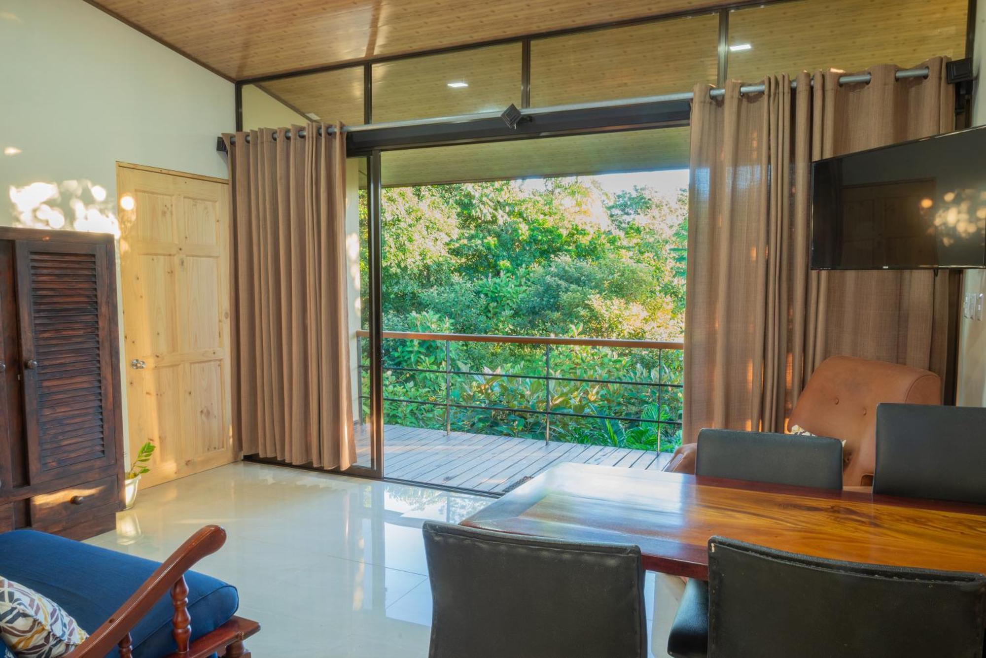 Modern Loft Inside A Beautiful Farm Apartment General Viejo ภายนอก รูปภาพ