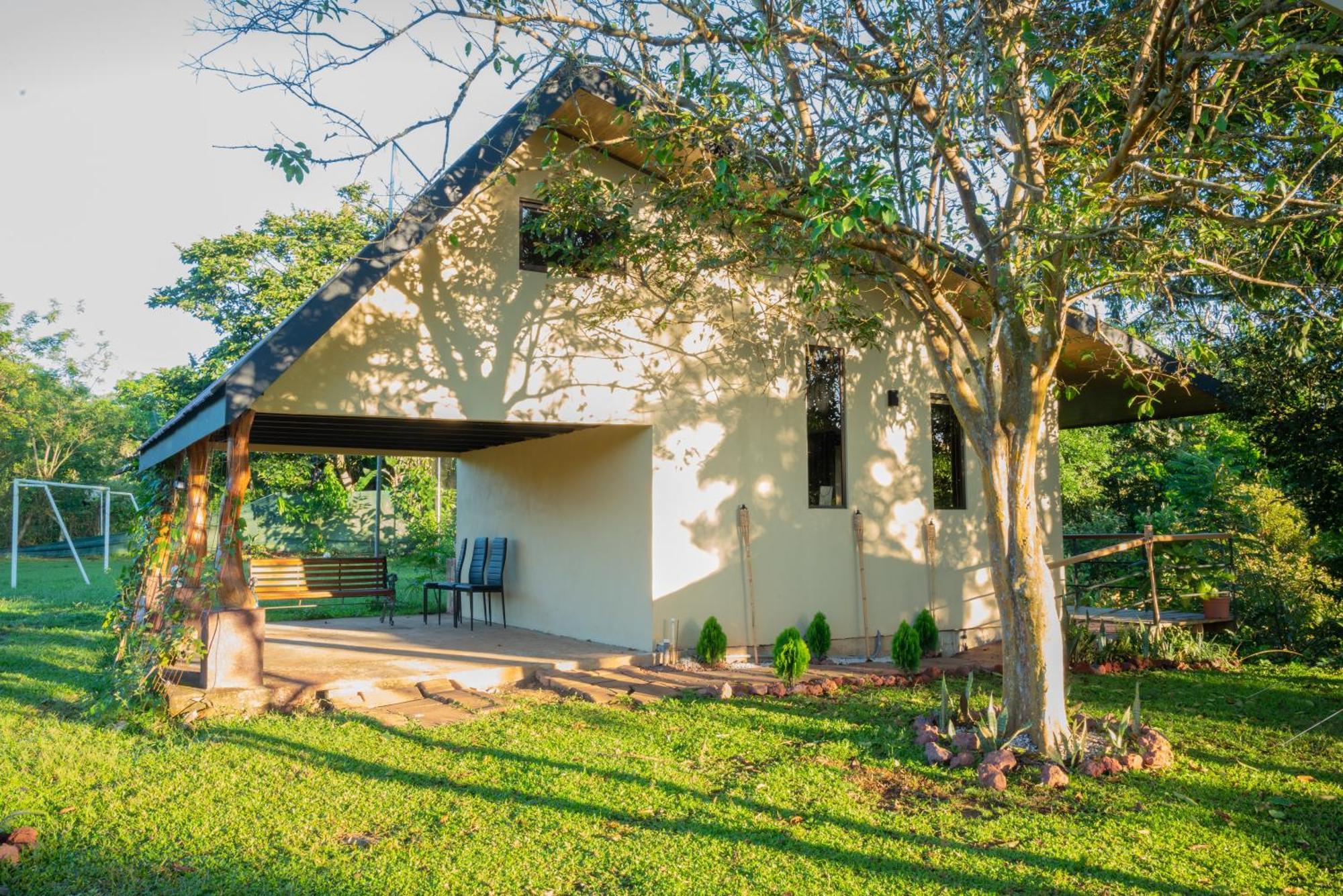 Modern Loft Inside A Beautiful Farm Apartment General Viejo ภายนอก รูปภาพ
