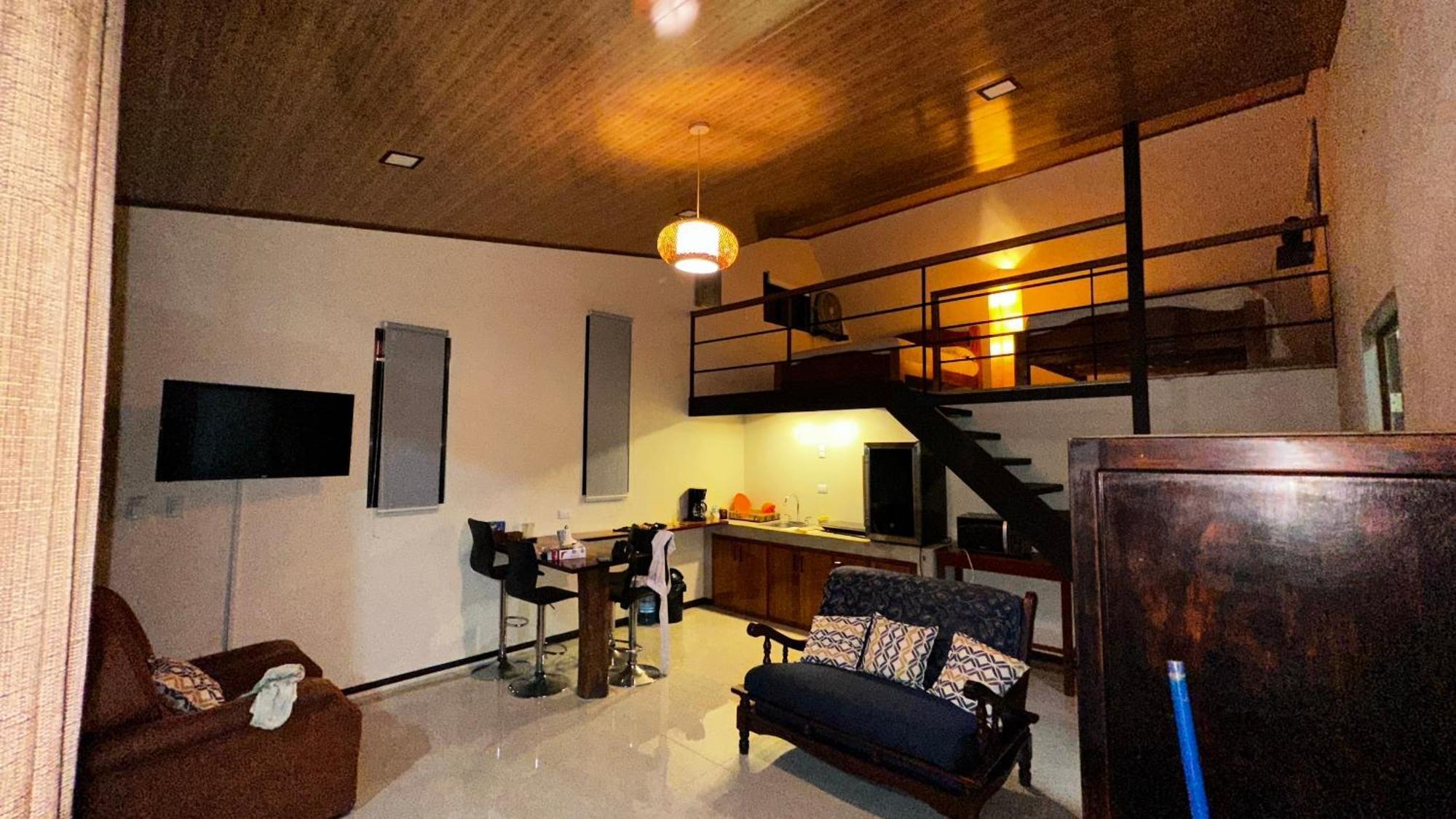 Modern Loft Inside A Beautiful Farm Apartment General Viejo ภายนอก รูปภาพ