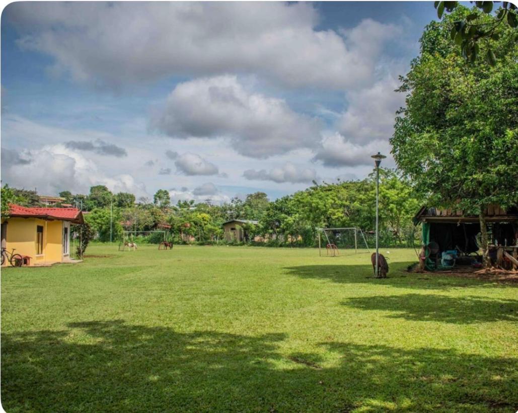 Modern Loft Inside A Beautiful Farm Apartment General Viejo ภายนอก รูปภาพ