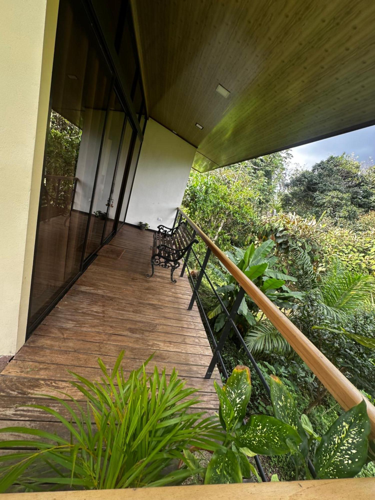Modern Loft Inside A Beautiful Farm Apartment General Viejo ภายนอก รูปภาพ